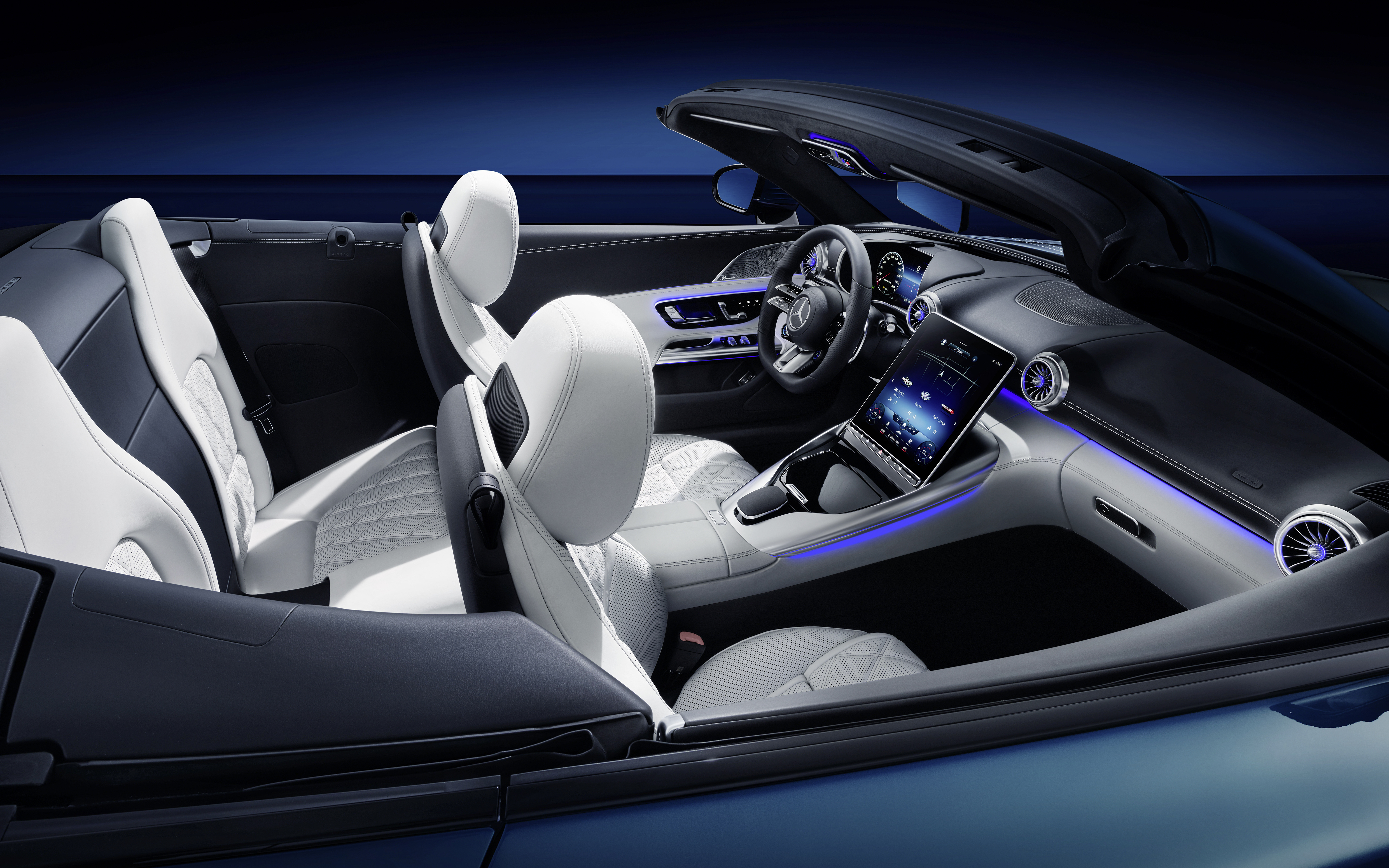 Design interior exclusivo do novo Mercedes-AMG SL