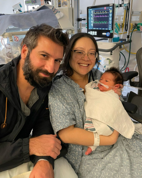 Sarkis Manukyan and his wife, Seakly, hold their infant son, Masis, in the Cedars-Sinai NICU. Photo courtesy of Sarkis Manukyan.