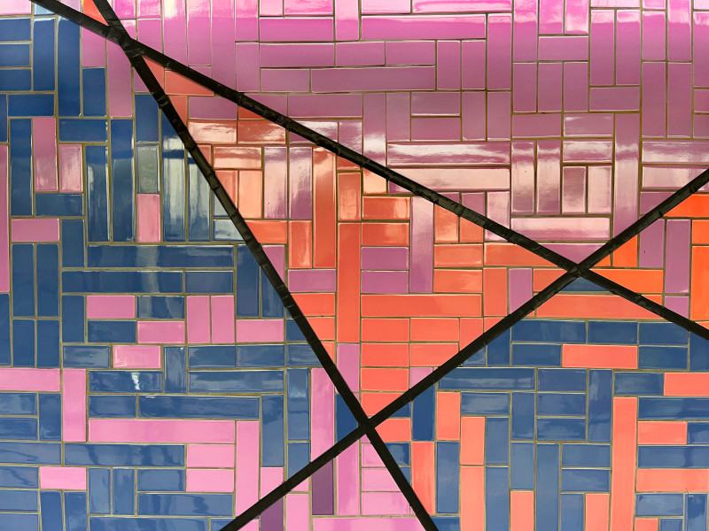 Mural sunray detail. Photo courtesy of Jay Yan.