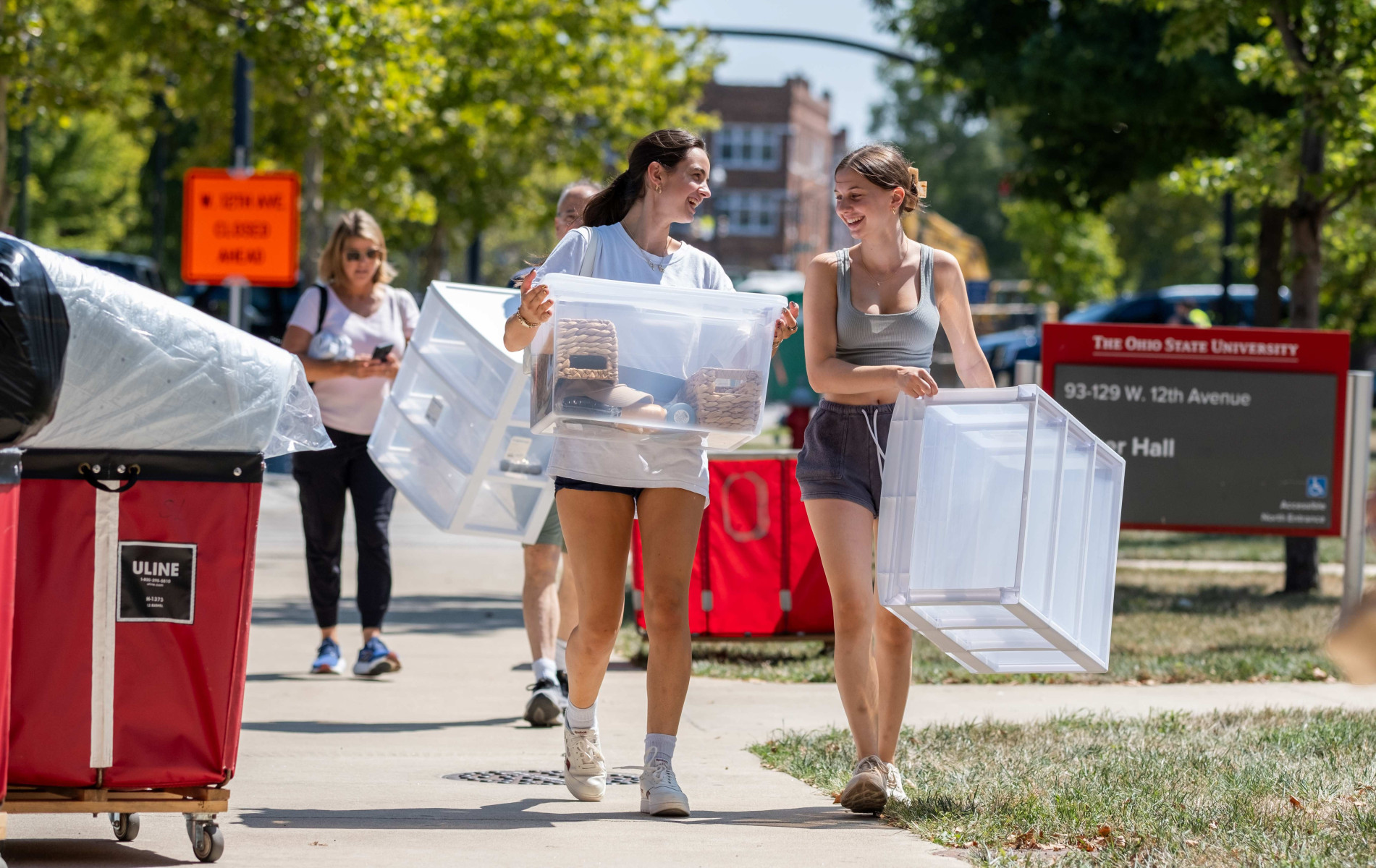 Ohio State Student Daily Routine Students move back to campus at Ohio State