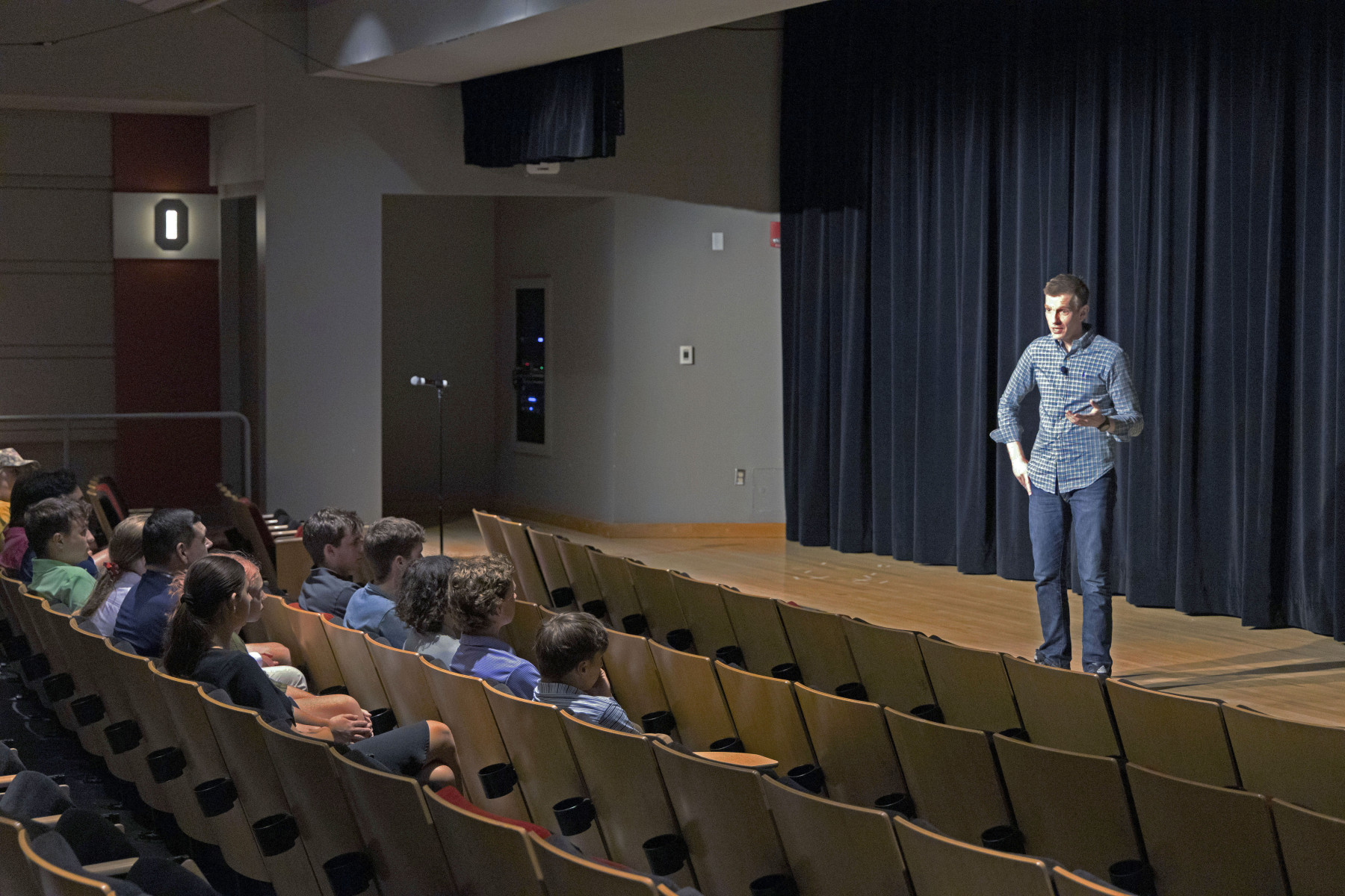 Professor Angus Fletcher offered strategies for how students can build a sense of community on campus and beyond.