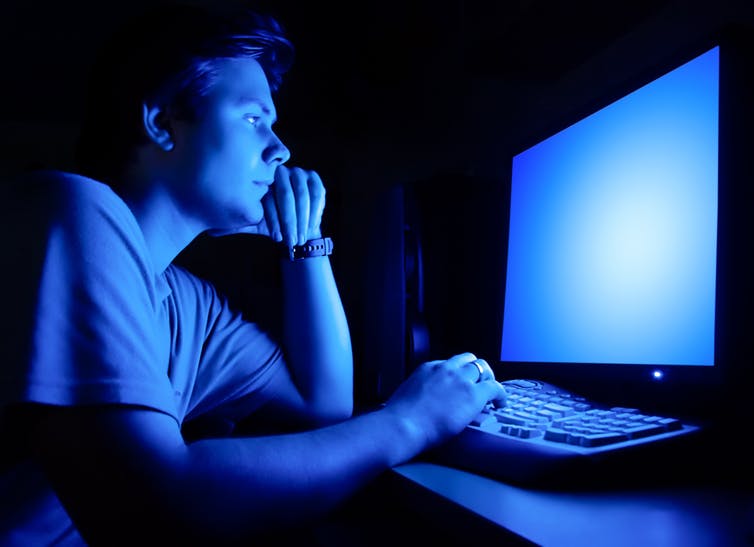 While blue light has been blamed for sleep loss, it’s not the only bad light.