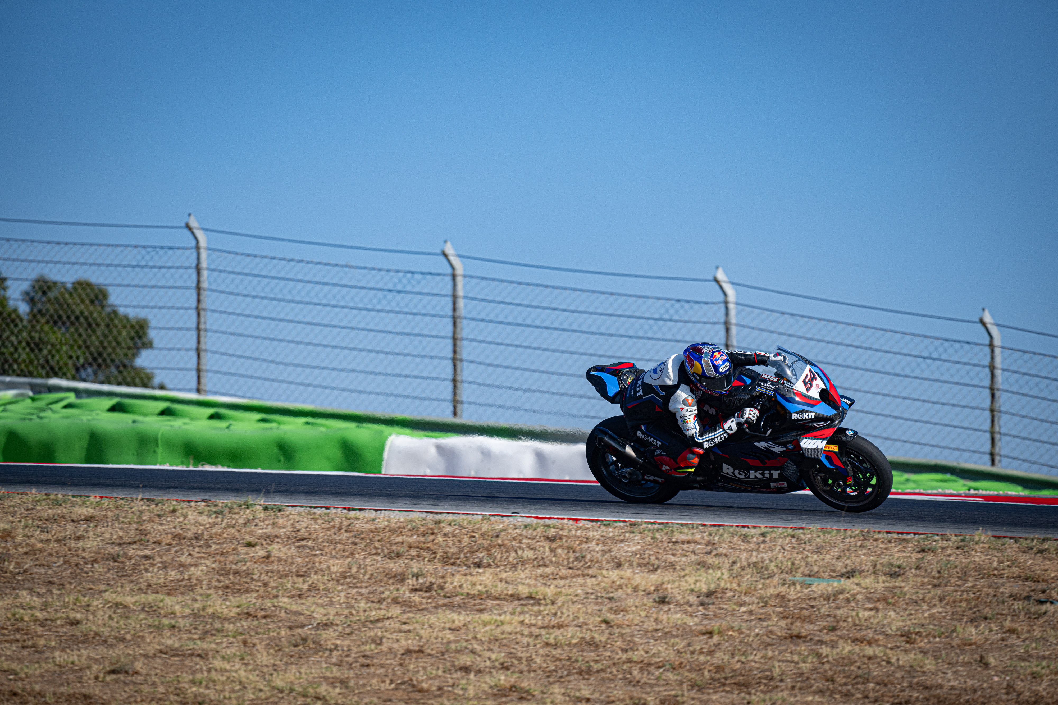 Razgatlioğlu record man with new Pirelli rear tyre