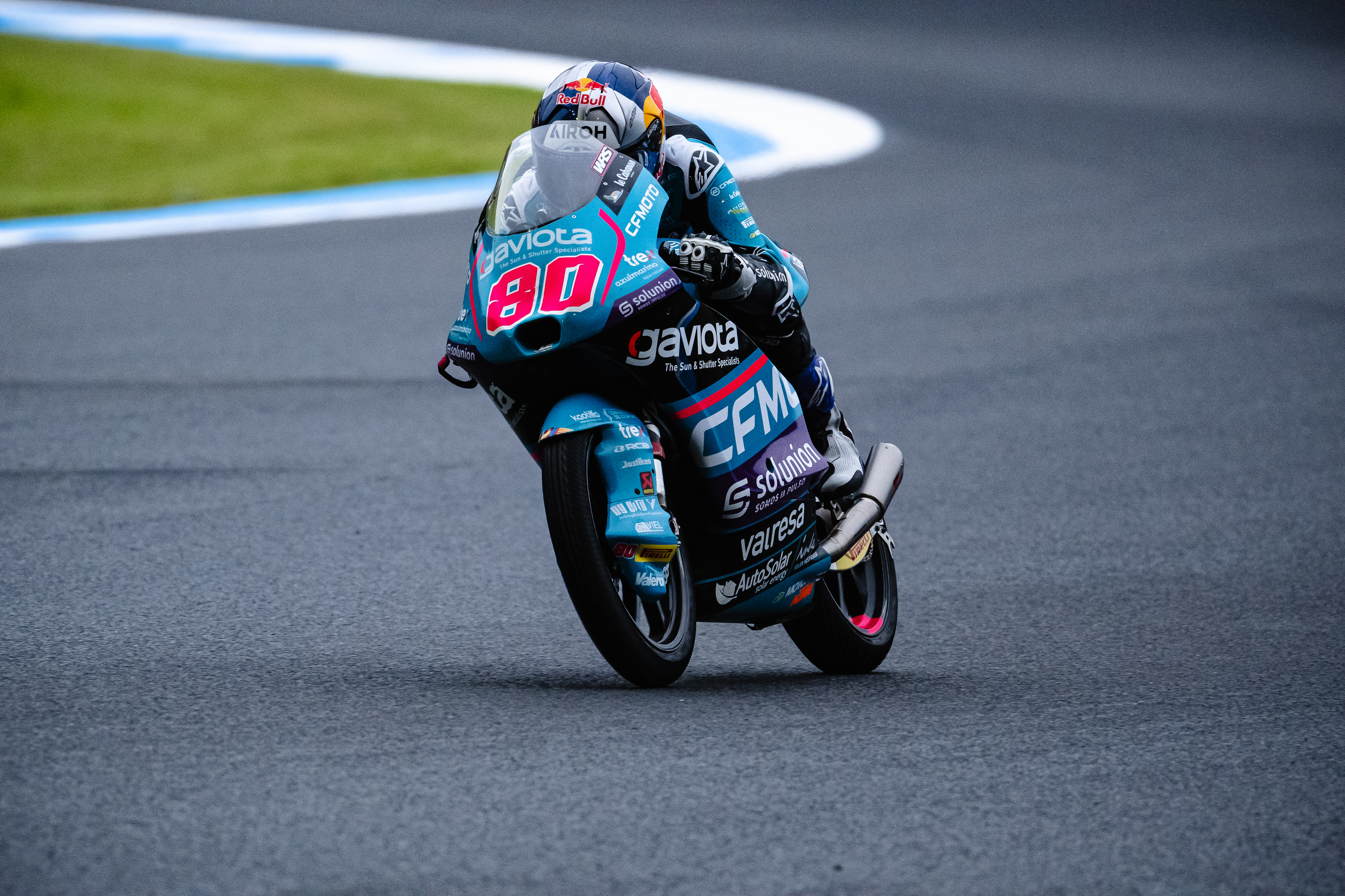 Pirelli sets new track records at Motegi, despite bad weather