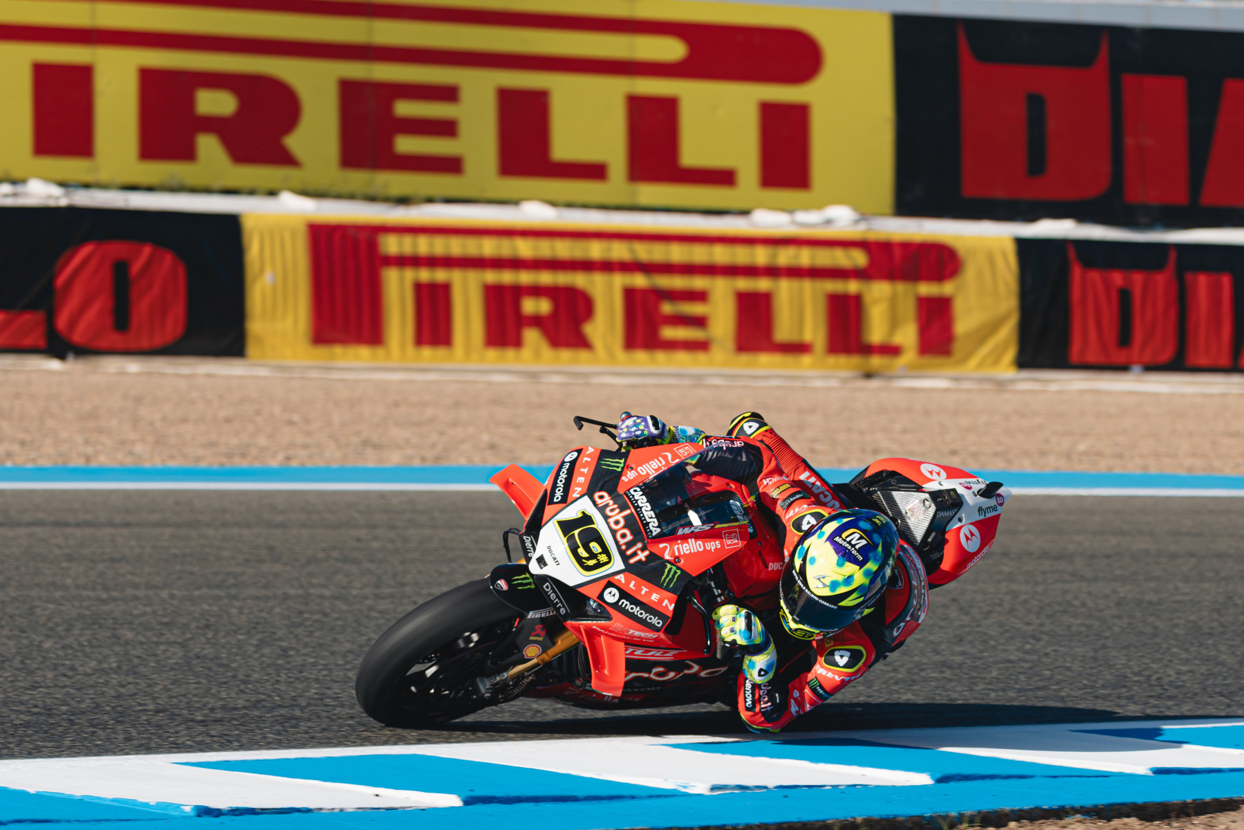 Bulalo Racer Bulega wins Race1 in Jerez and keeps fight for the title alive