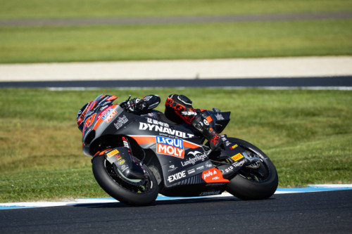 Gonzalez returns to Moto2™ pole as Pratama makes Moto3™ history