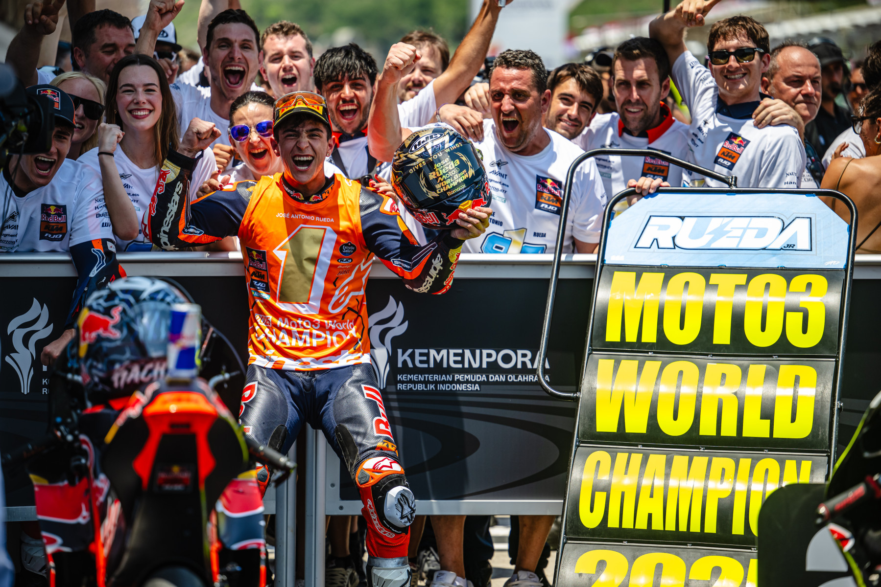 In Indonesia, Rueda is crowned 2025 Moto3™ World Champion
