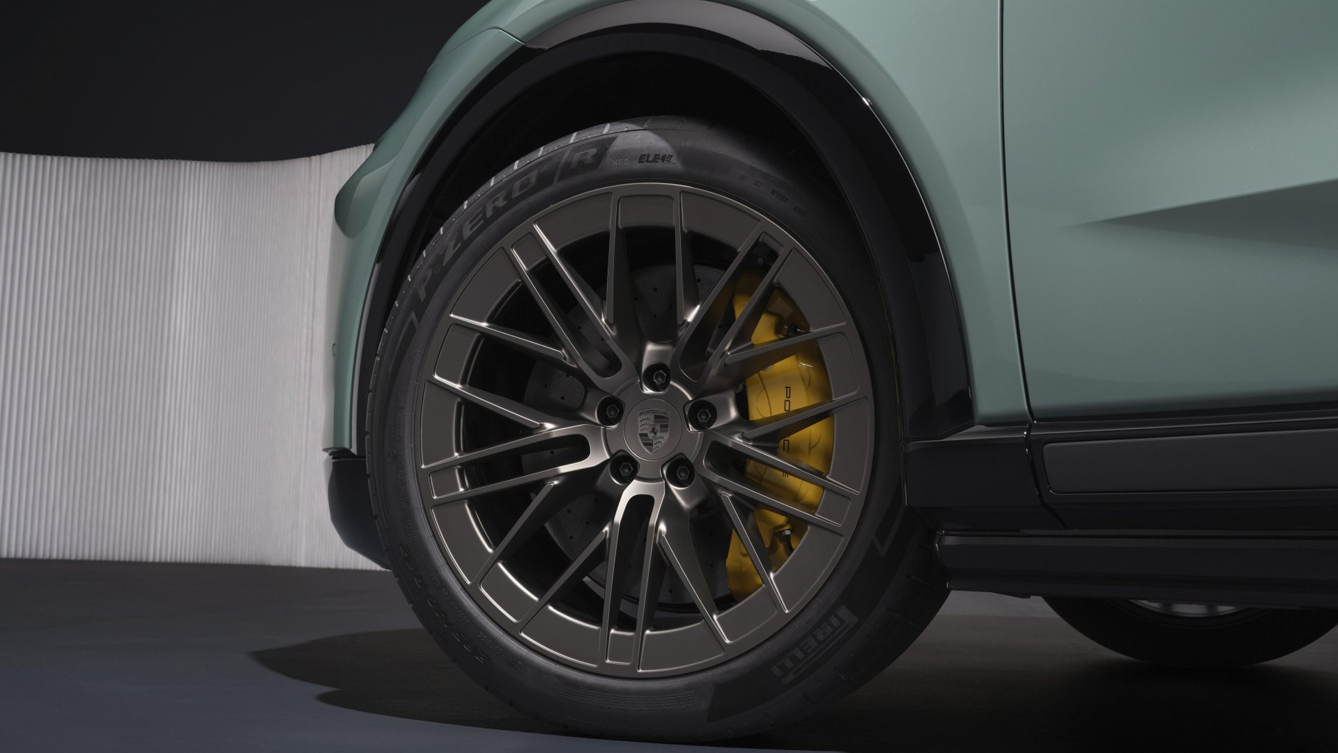 Pirelli P Zero: Compounds Deliver Record-Breaking Acceleration For The Porsche Cayenne Electric