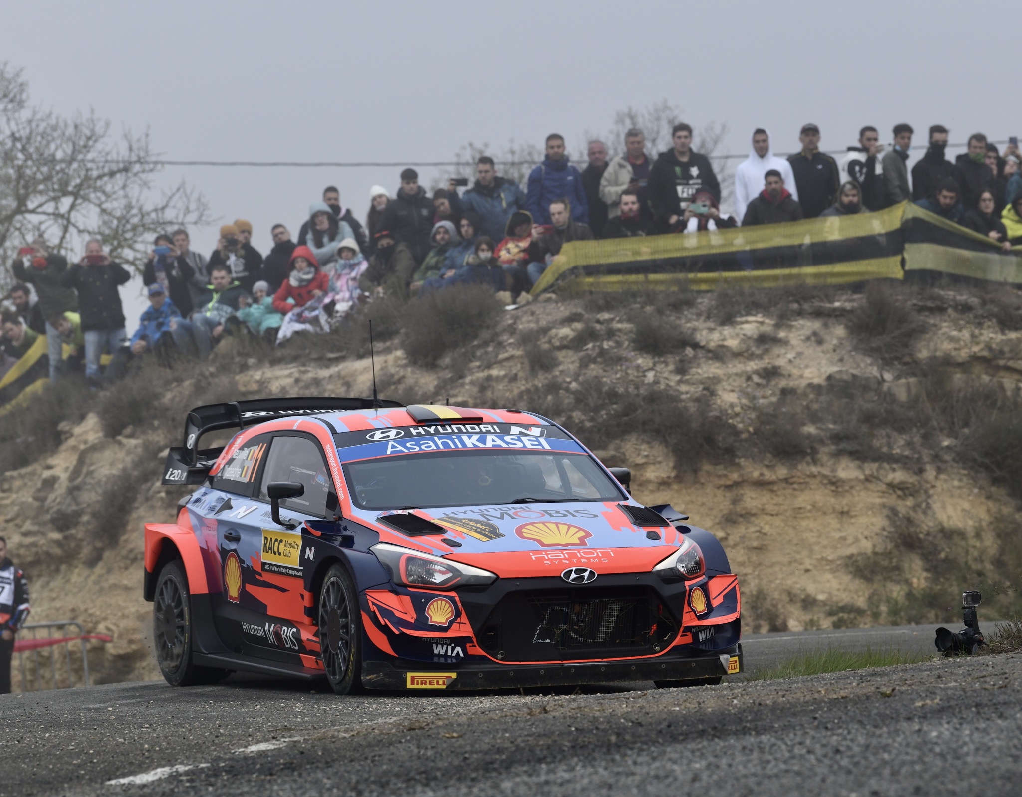 P ZERO RA WRC SHOWS RELIABILITY ON WET AND DRY ASPHALT