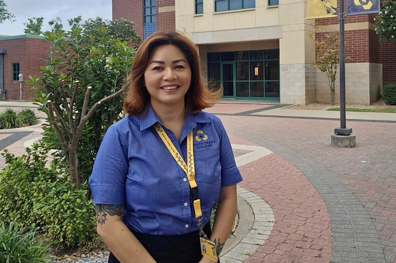 Redefining retirement, STC graduate begins a bold new chapter in Health Information