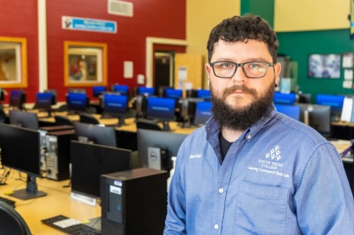 Student of the Week Derek Casas