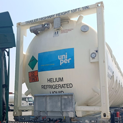 Helium container for the transport of ~37,000 litres of liquid helium at -269 degrees Celsius