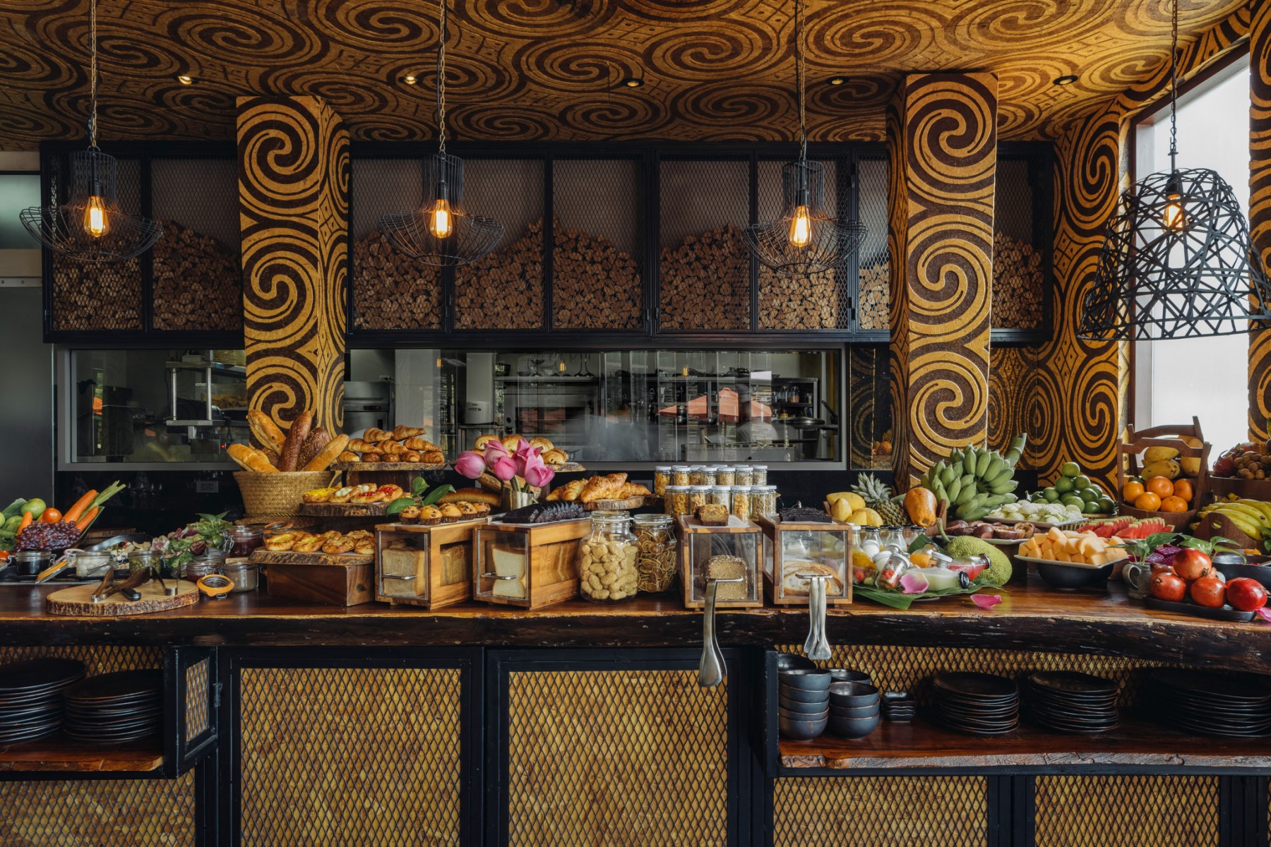Keemala, buffet- farm-to-table