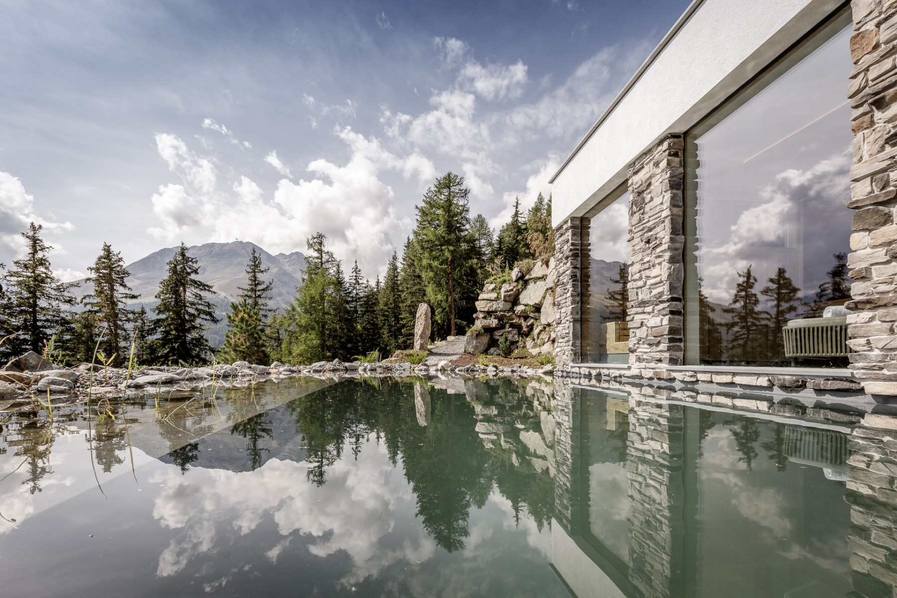 New pearl in Sölden: LENI MOUNTAIN Appartements \u0026 Chalet