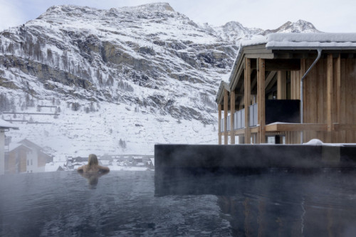 cervo-zermatt-spa-outdoor