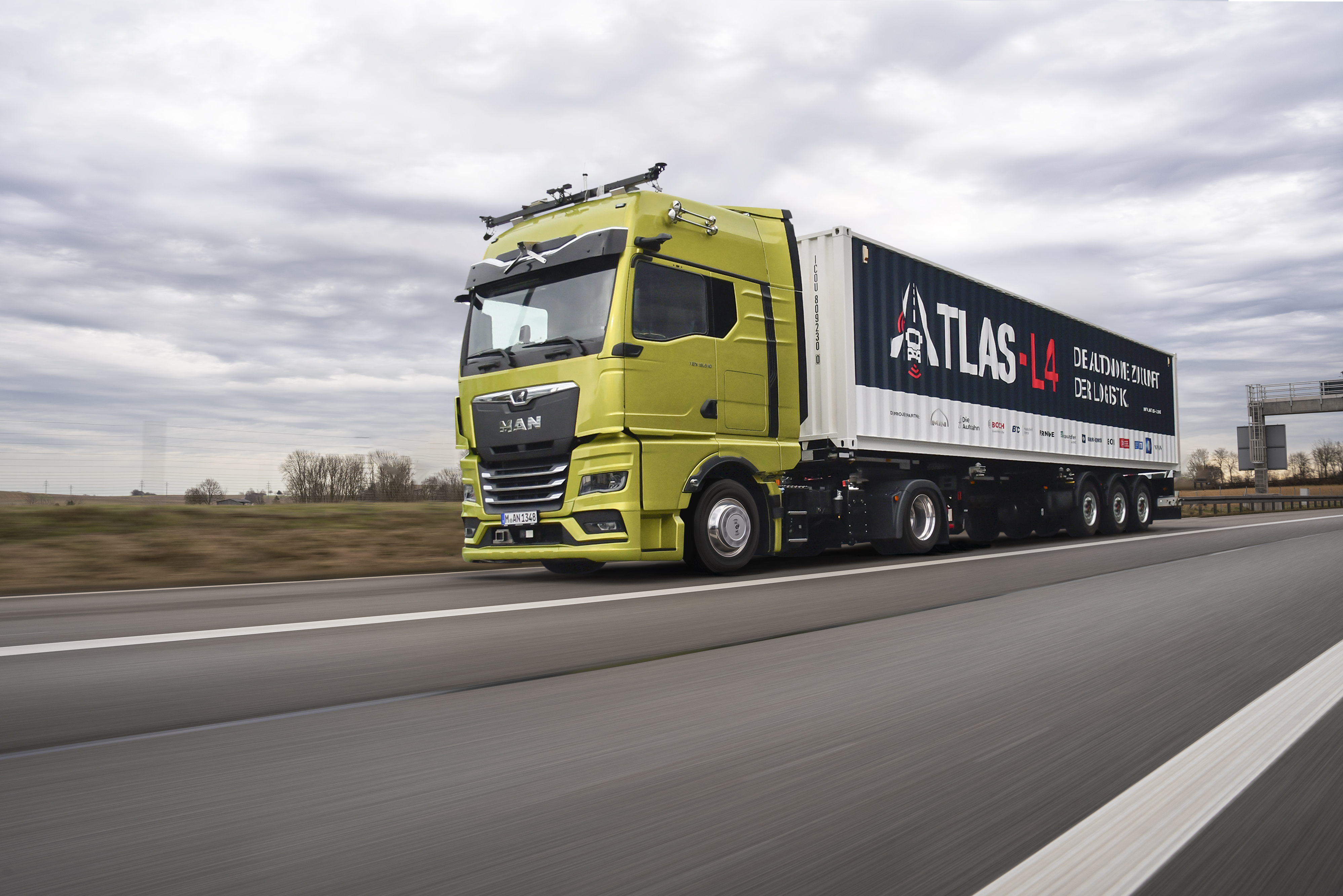 Autonomous truck sets course for the motorway