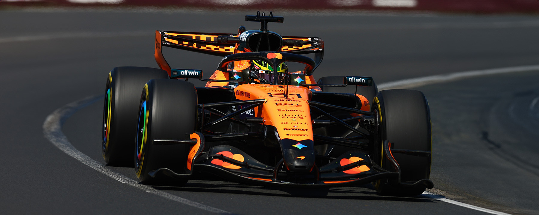 Australian pride leads the standings on the opening day of the season