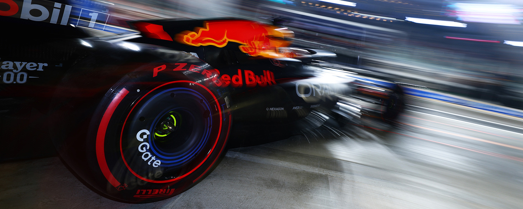 Strategy to the fore as title contenders start in formation