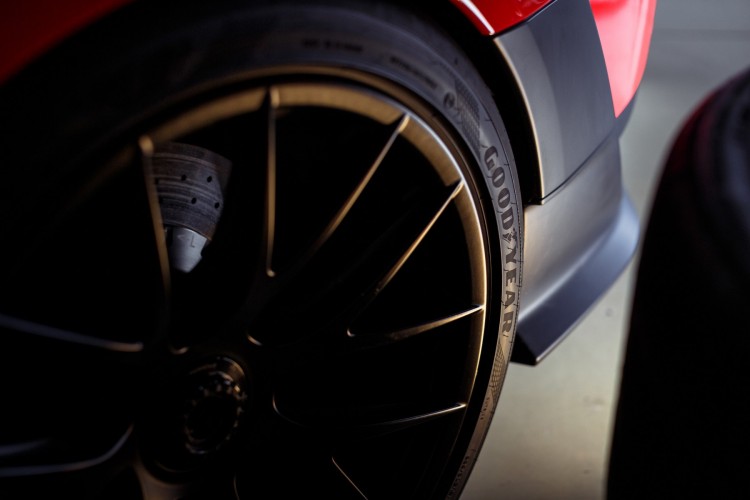 Goodyear Eagle F1 SuperSport RS custommade tire for Porsche 911 GT2