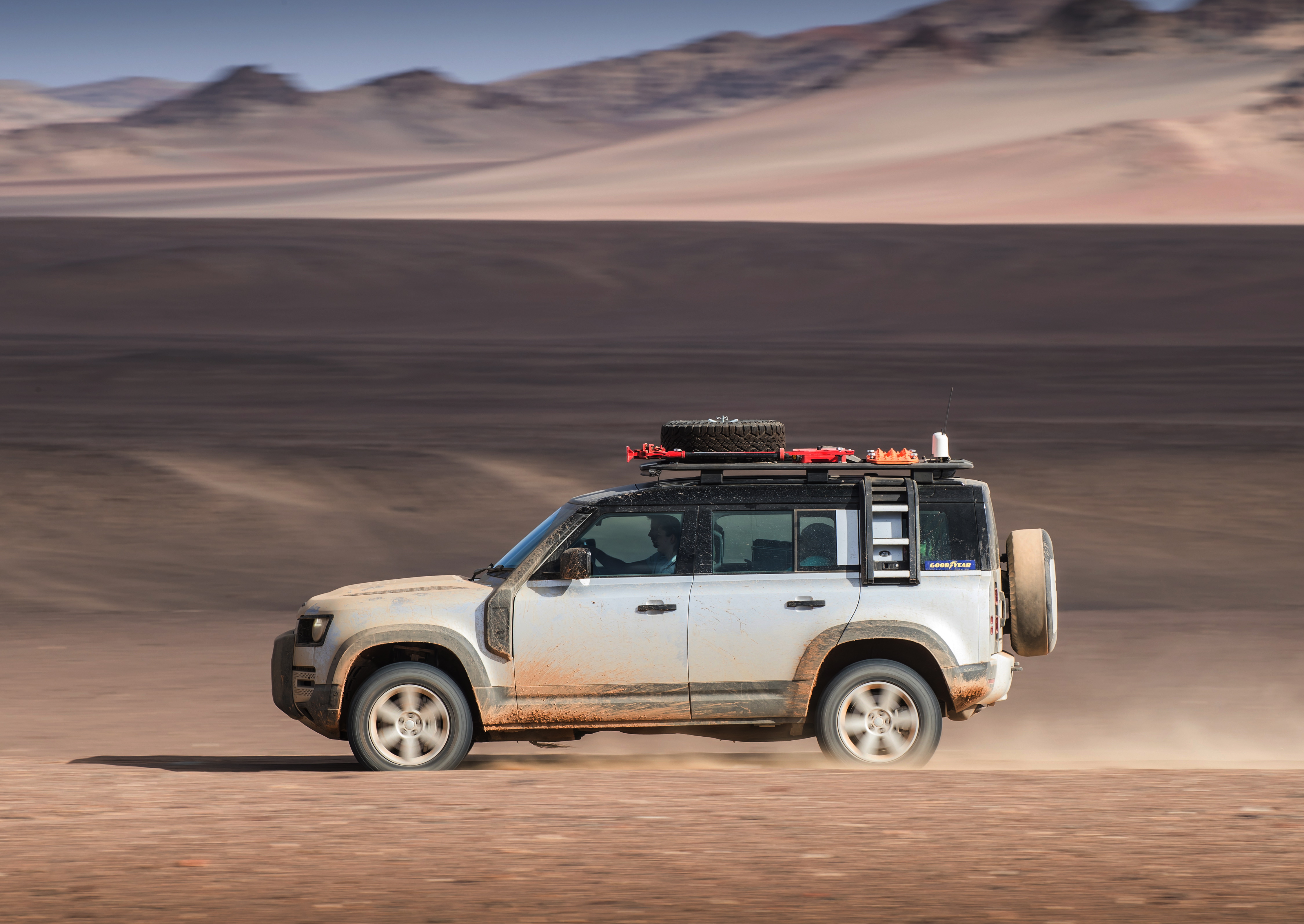 The original off-road icon is back: New Land Rover Defender returns ...