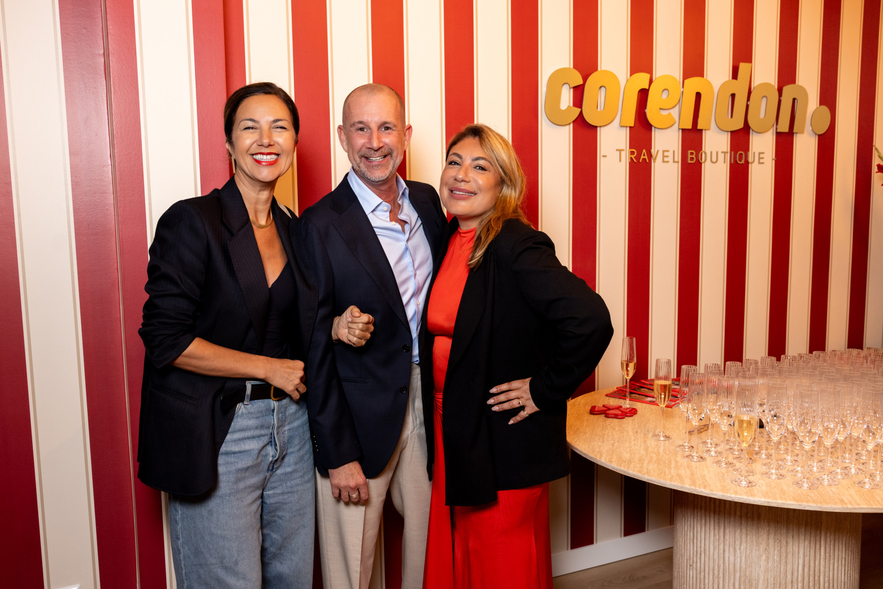Corendon viert opening van eerste Travel Boutique in Amsterdam-Zuid