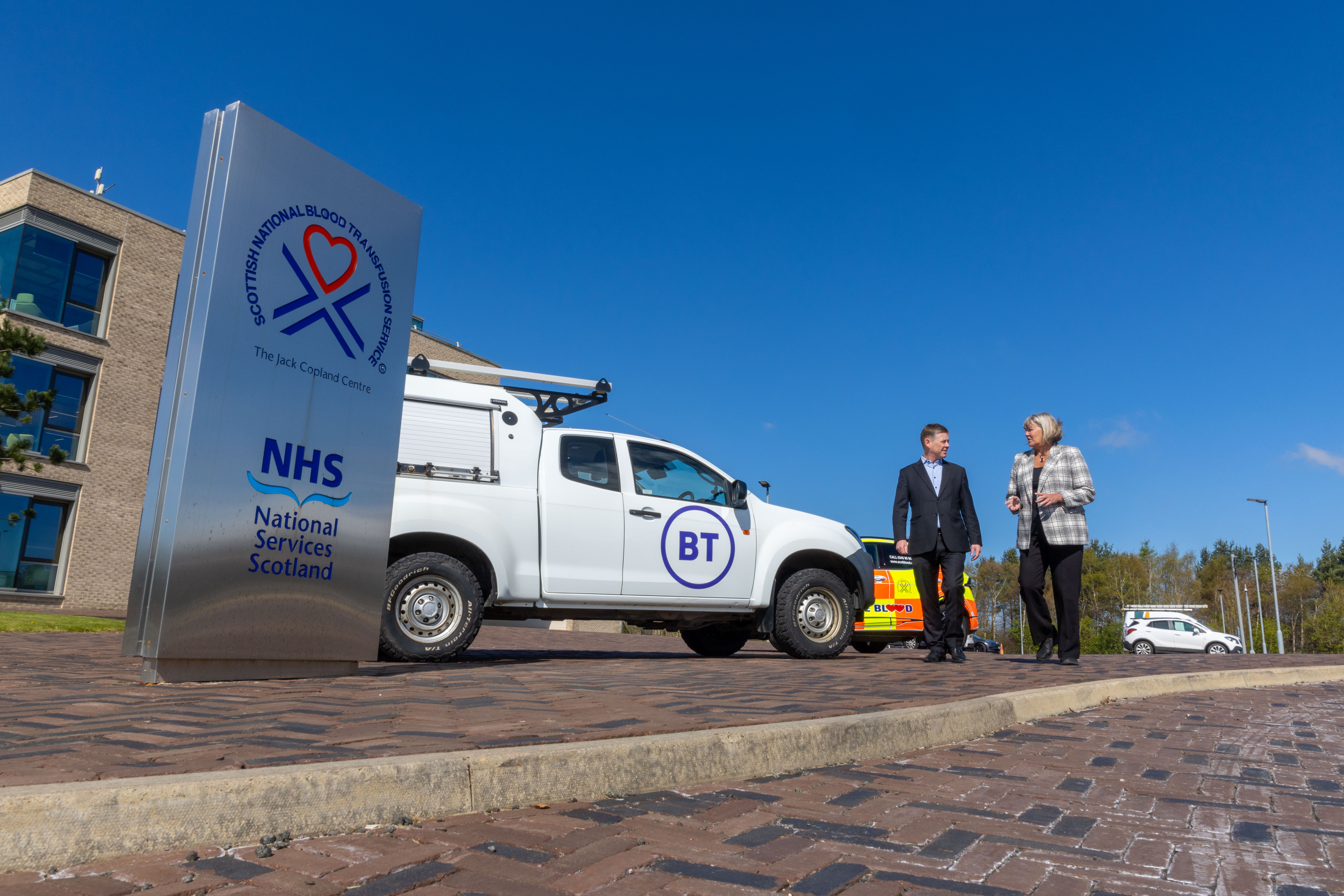 BT secures contract worth up to £350 million to enhance and futureproof ...
