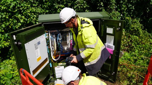 SHE deployment connecting up village of East Clandon