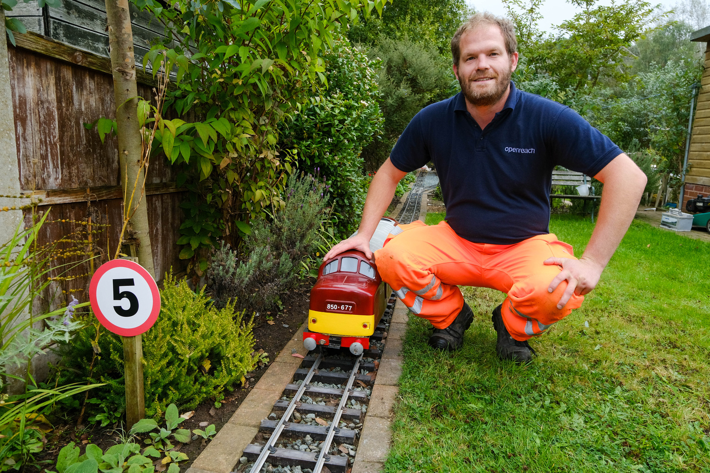 Jonathan Roe Garden Railway Volunteer