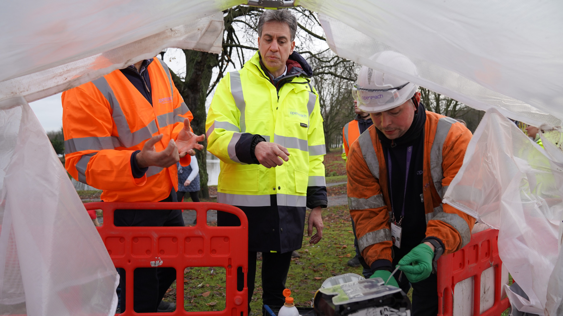Doncaster North MP joins Openreach engineers as new £22.5m ultrafast