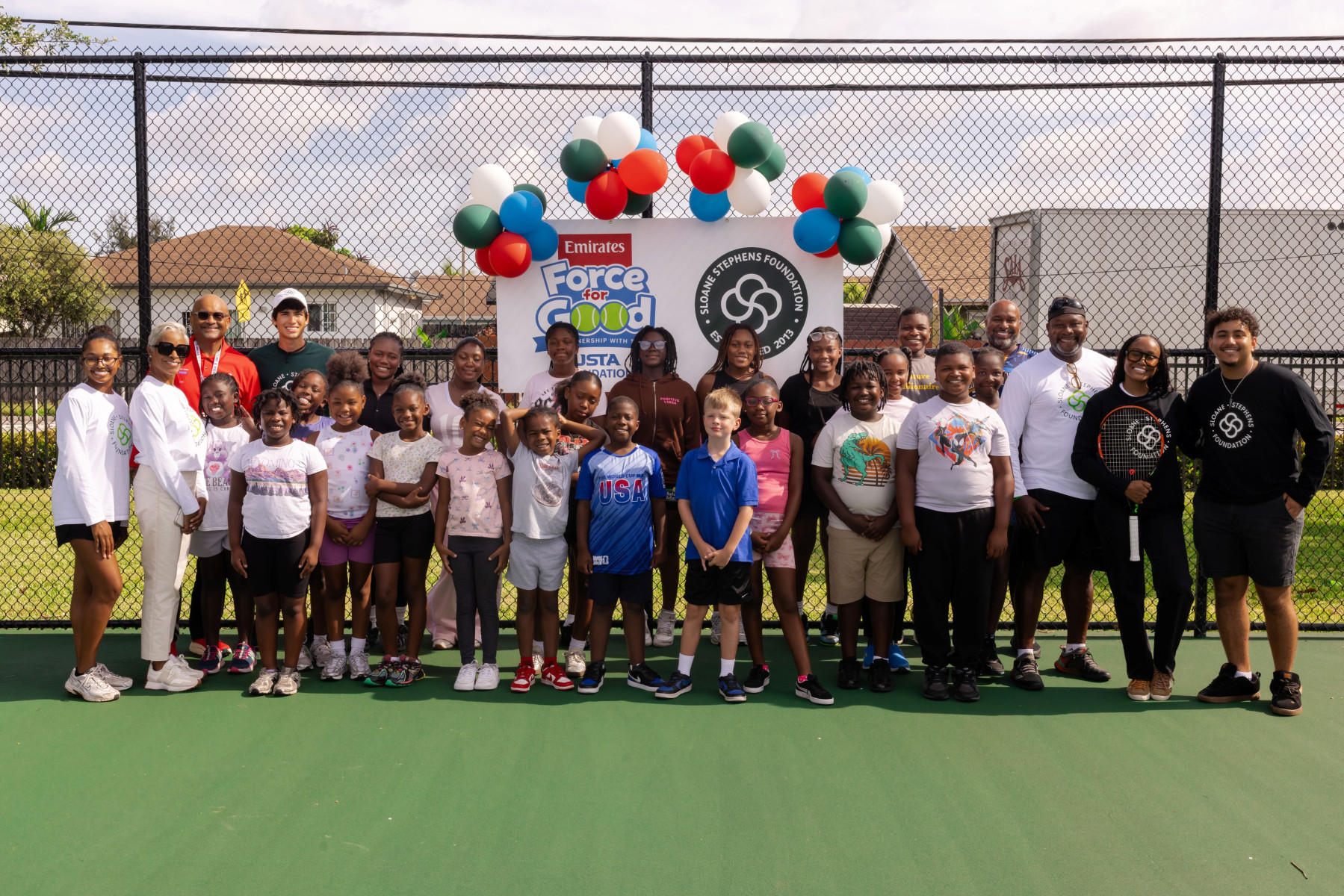 Emirates, USTA & Sloane Stephens Foundation refurbished tennis courtsi
