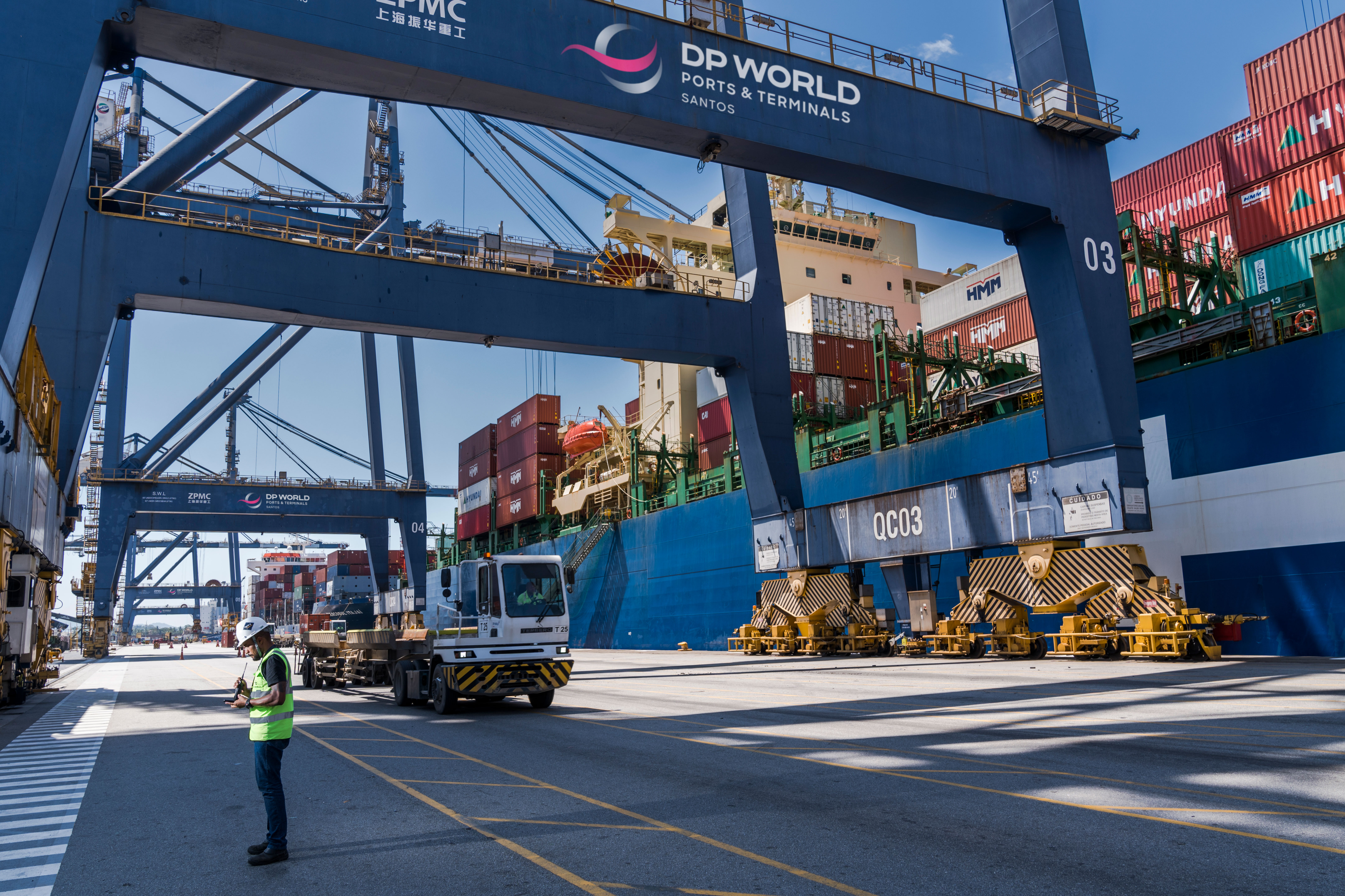 APM Terminals and DP World spearhead roadmap for accelerating ...