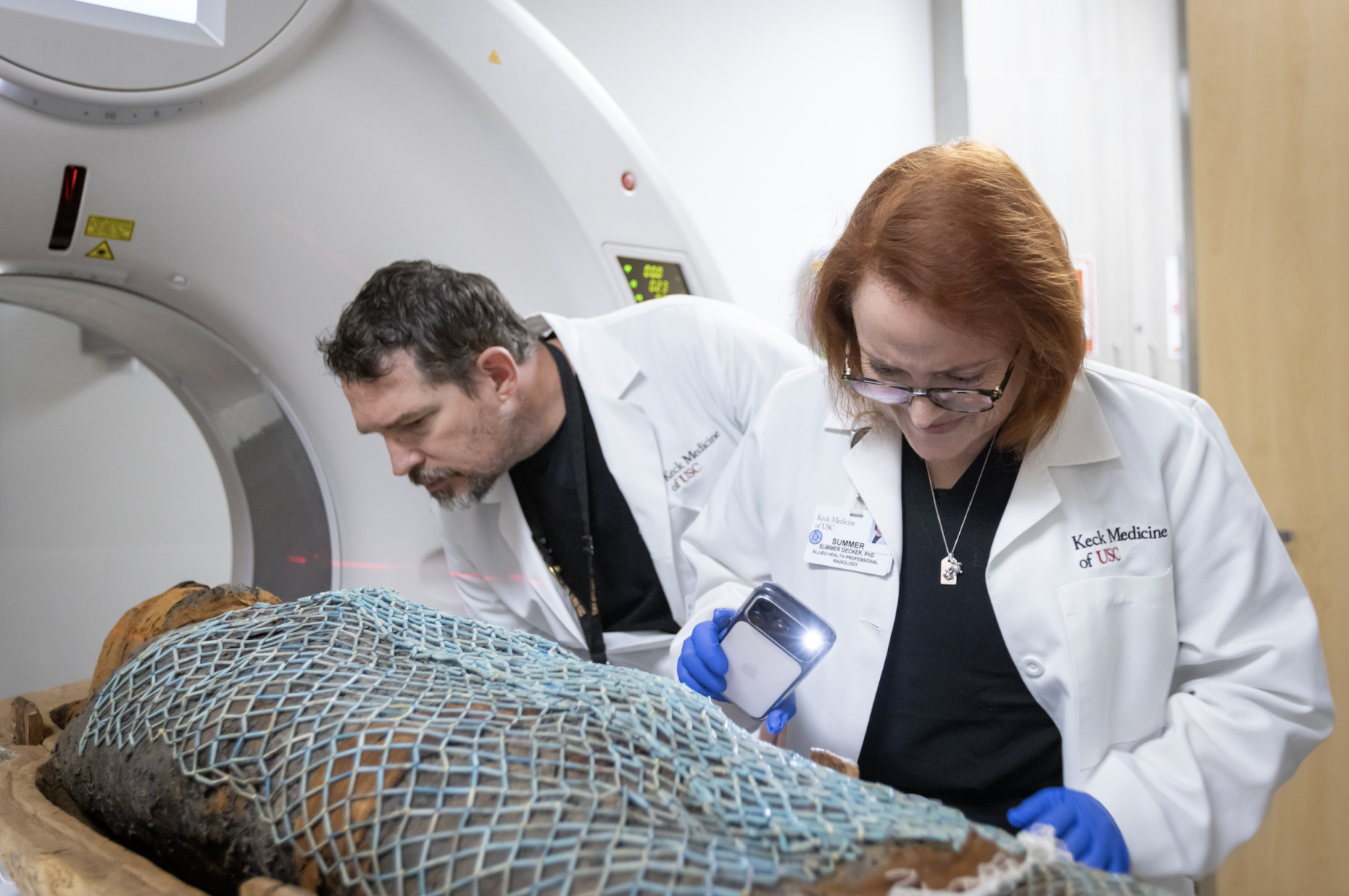 USC radiologists use CT scanner to examine two ancient Egyptian mummies