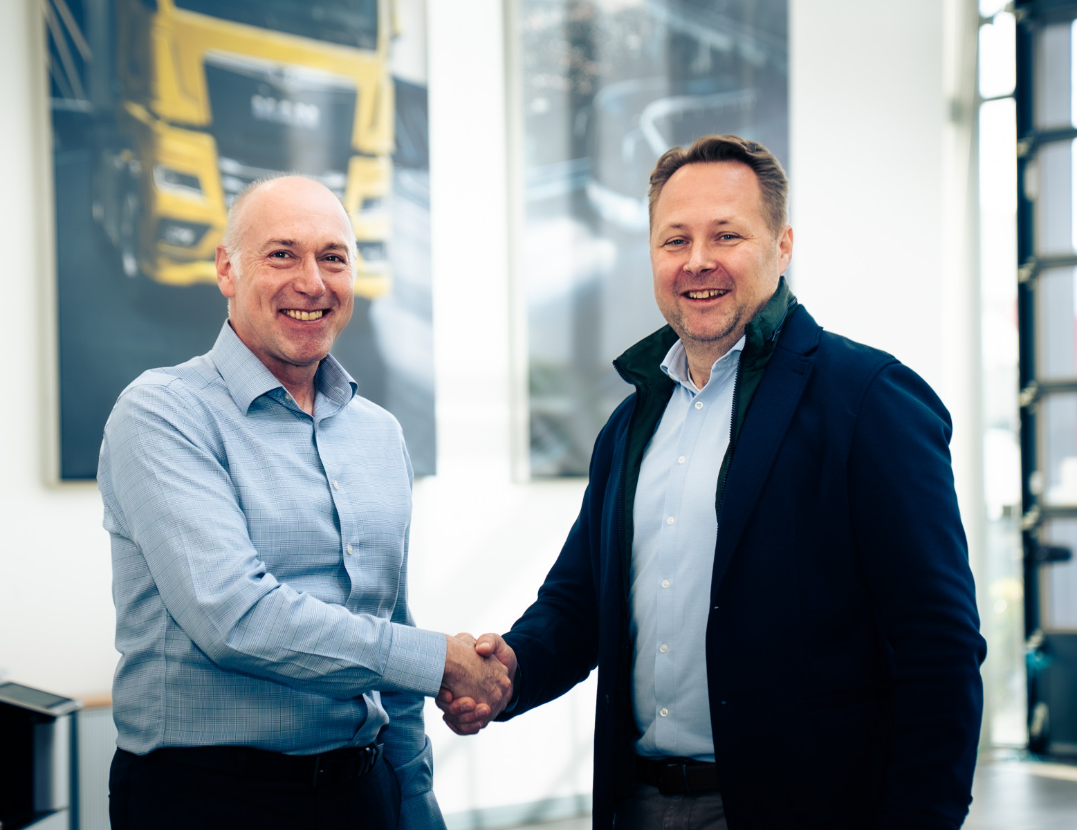 Peter Collins - Managing Director, MAN Financial Services UK Limited and Jan Kohlmeier - Managing Director, MAN Truck & Bus UK Ltd (L to R)