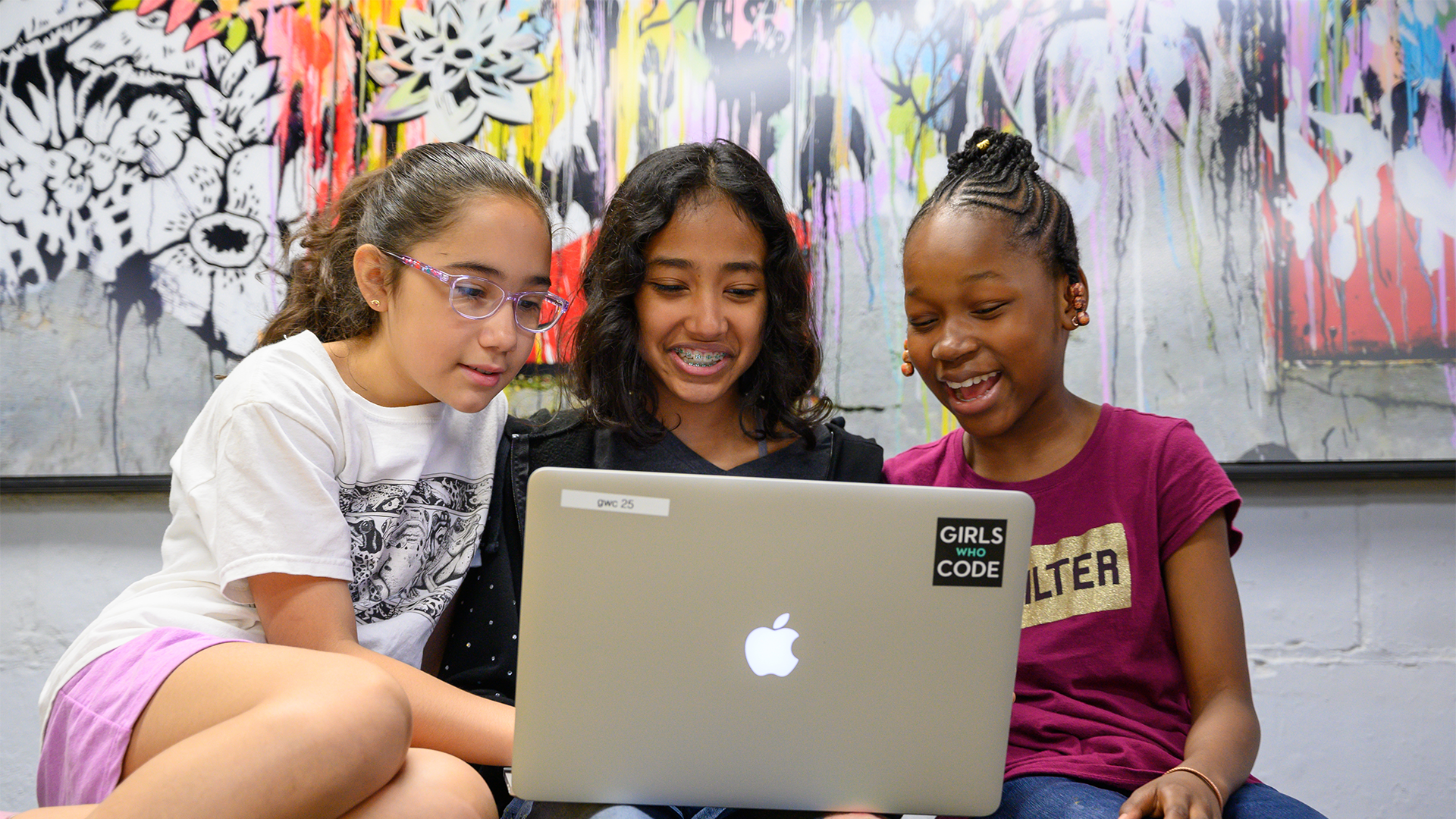 Supporting STEM Learning Through Immersive Experience