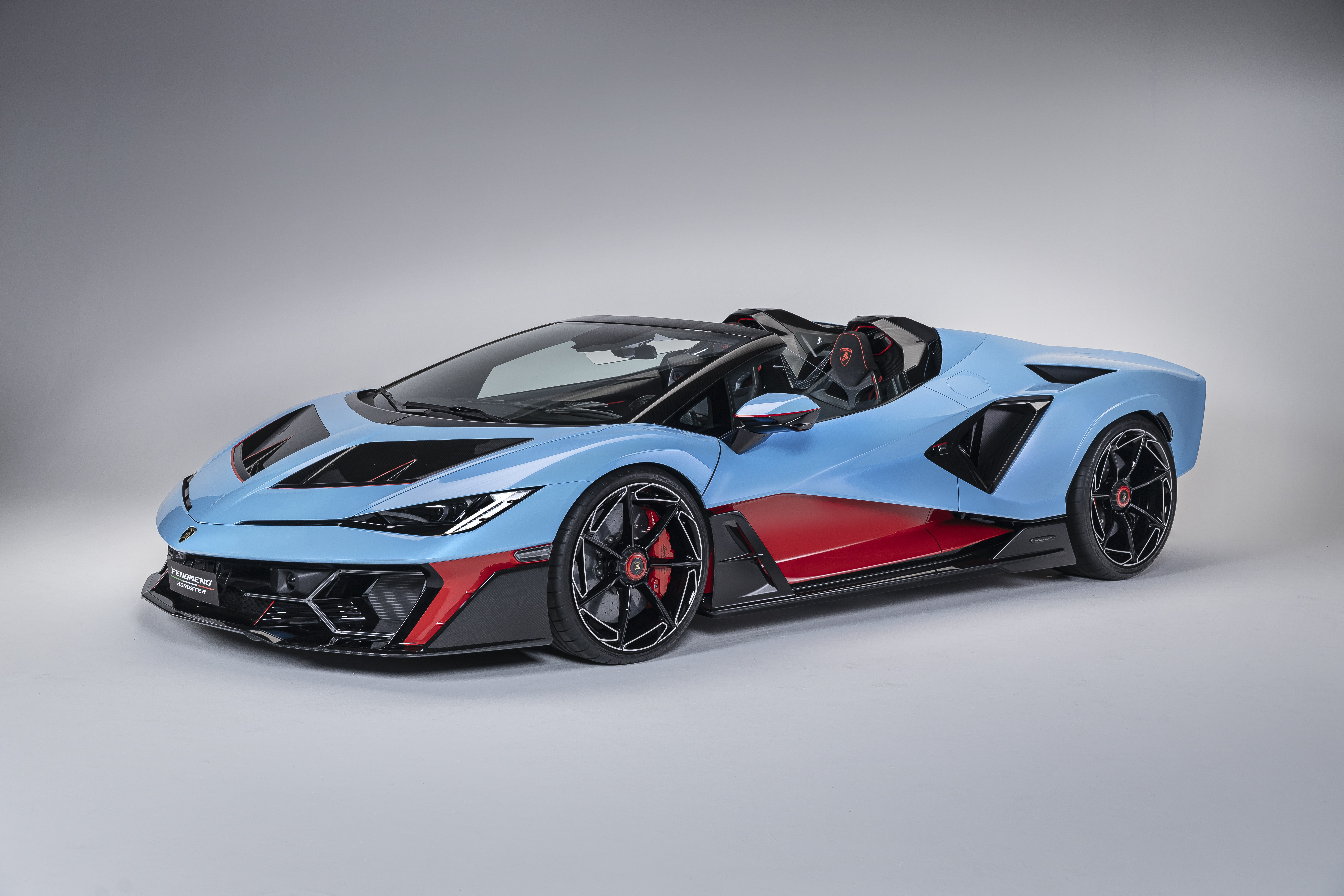 BS_Lamborghini Fenomeno Roadster_image_en (4)