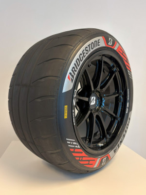 Formula E World Premiere_03_BSID_01-10-2026