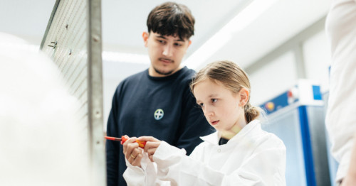 It’s Girls‘ Day!