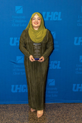 Aiman-Fatima-Hawk-Excellence-Award