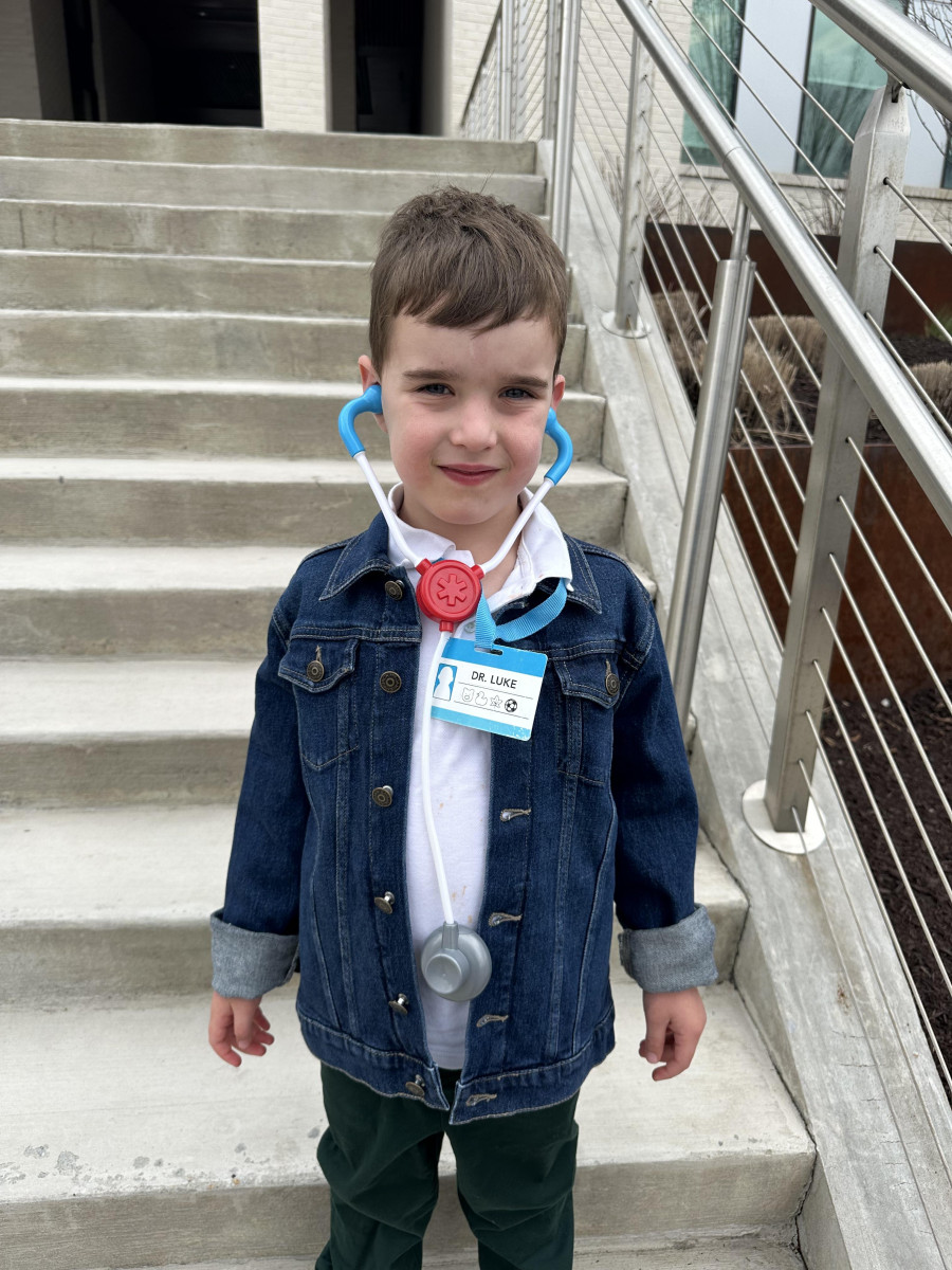 Six-year-old from Tennessee meets his hero: a thoracic surgeon from ...