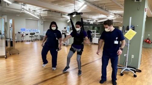 Maurico Fernandez teaches his therapists to dance
