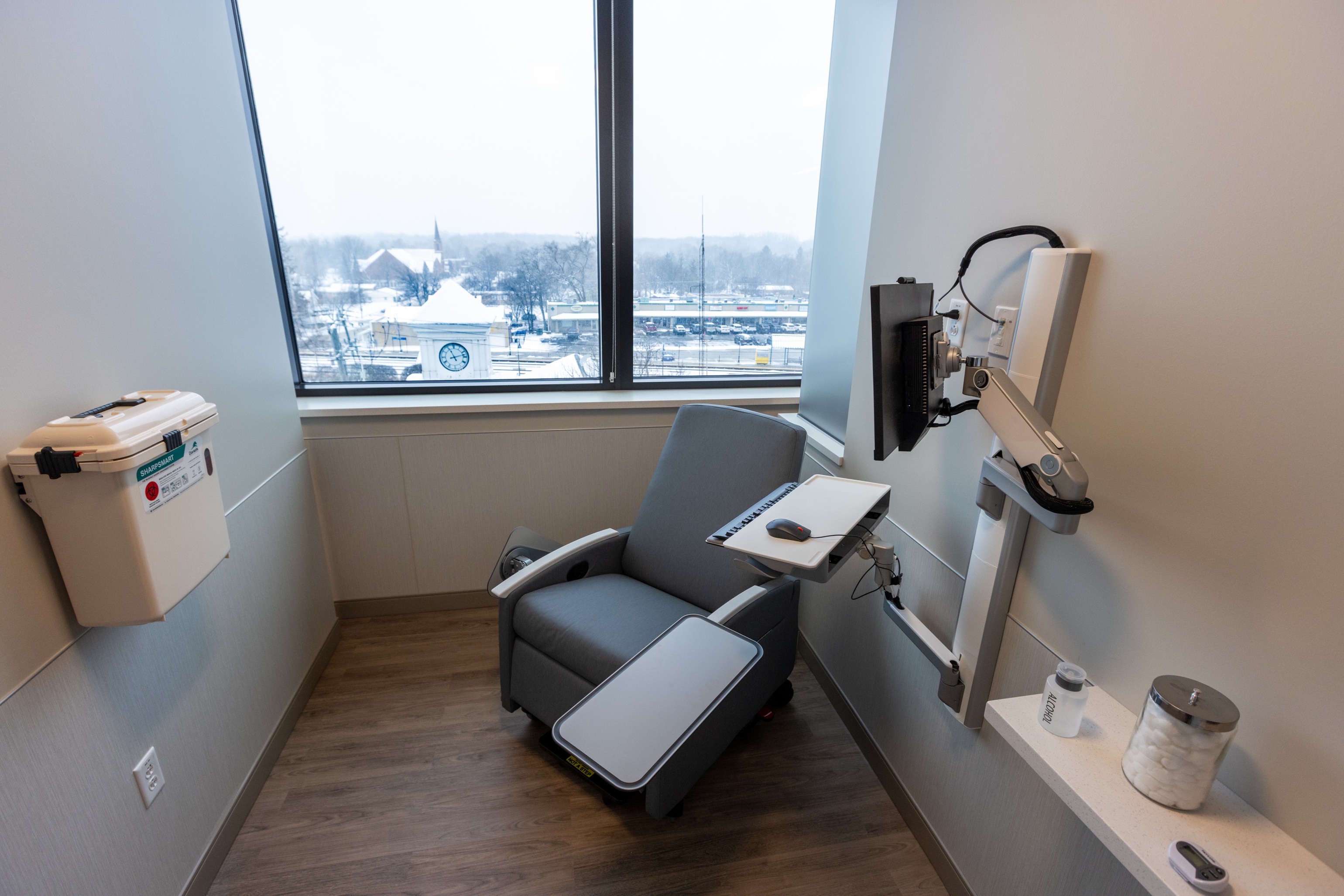 Northwestern Medicine's new office building in Winfield designed to