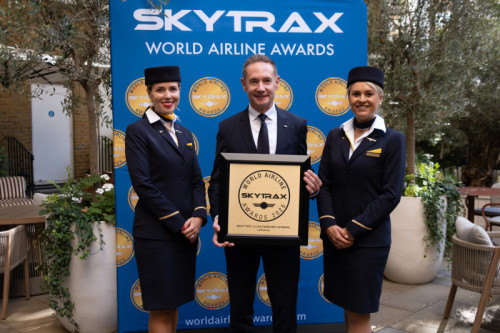 Lufthansa, “Dünyanın En İyi Birinci Sınıf Uçuş İkramı” için prestijli Skytrax Ödülü'nü kazandı
