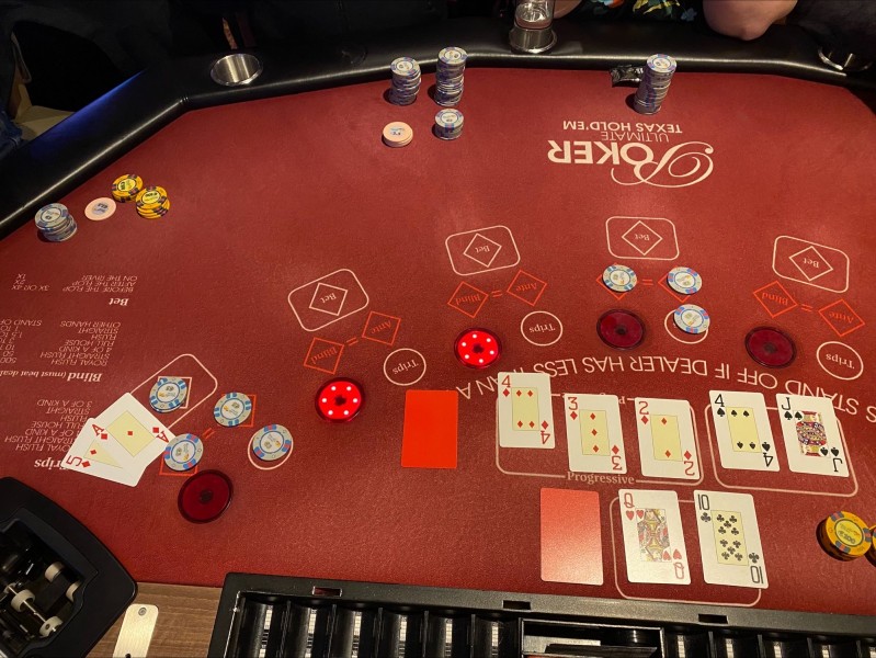Jackpot met Straight Flush bij HC Valkenburg