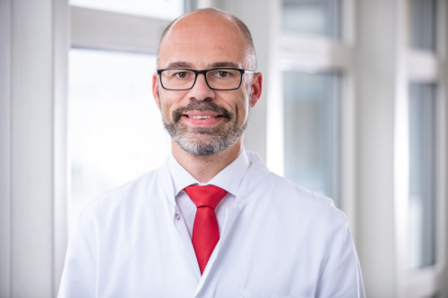 https://www.sana.de/newsroom/asset/4a7f799b-f588-4a9c-a404-ad321cbfc3a6/dr.fiedhjofsoedercopyschwarzenbach-fotografie-16596-145-l/