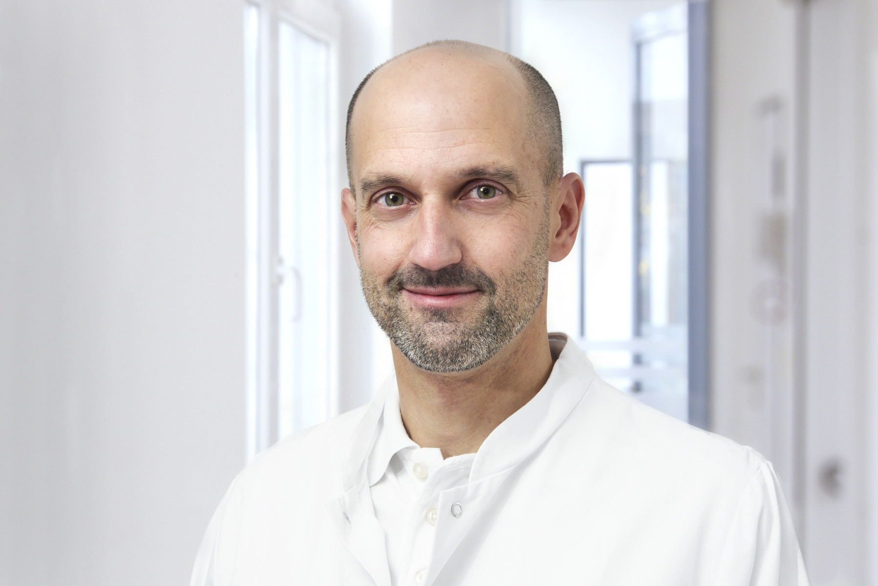Dr. med. Lars Goebel
