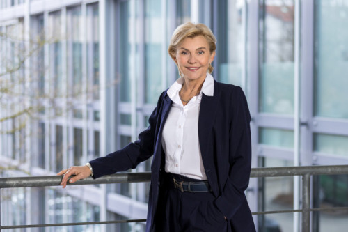 Stefanie Kemp, Vorstandsmitglied der Sana Kliniken AG, Chief Transformation Officer (CTO)