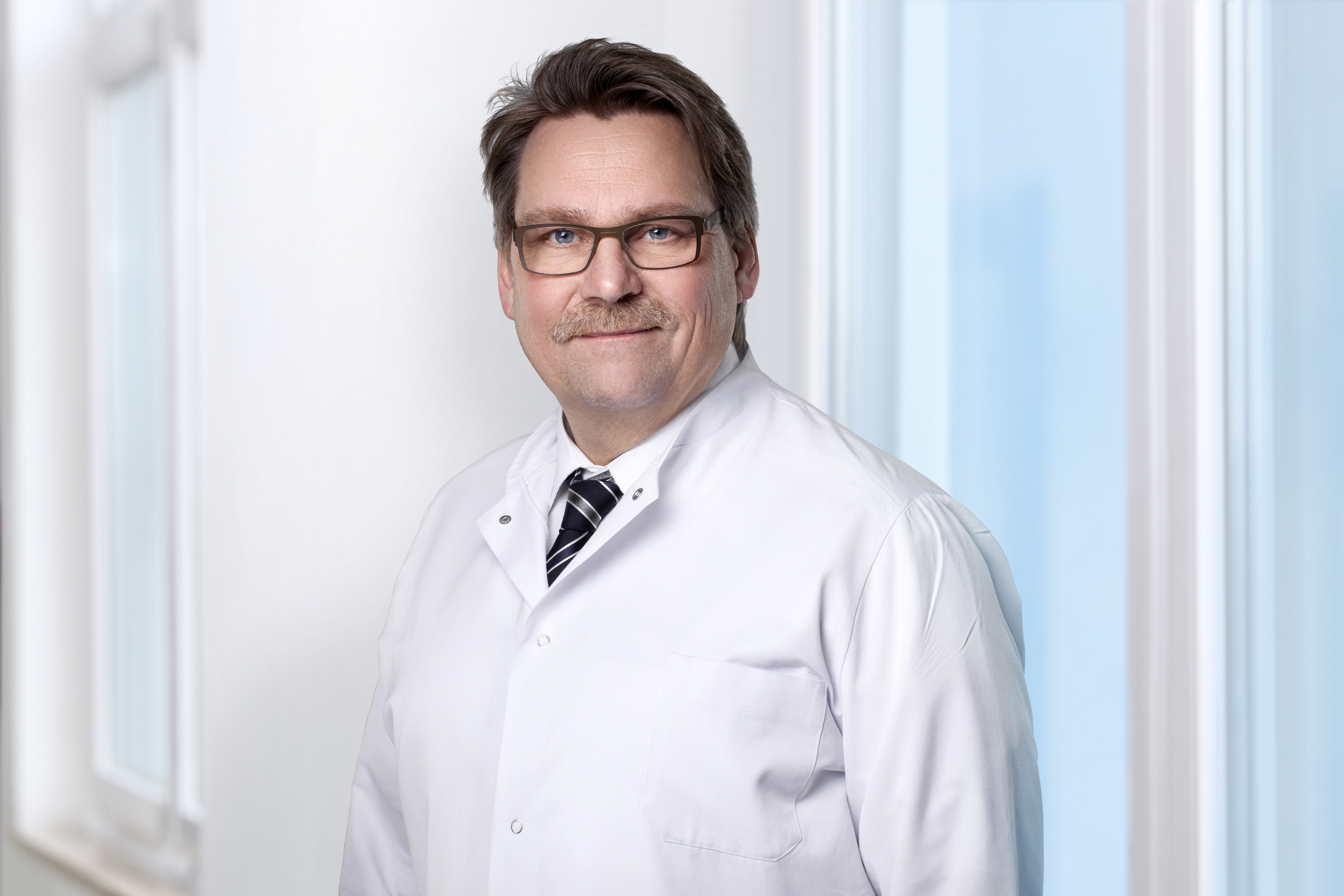 Prof. Dr. Gisbert Knichwitz