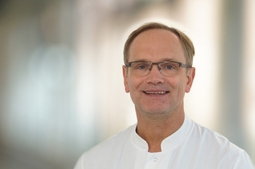 Prof. Dr. med. habil.  Henrik Schneider