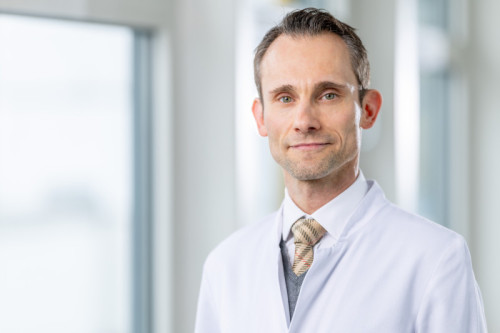 Dr. Kai Rubarth