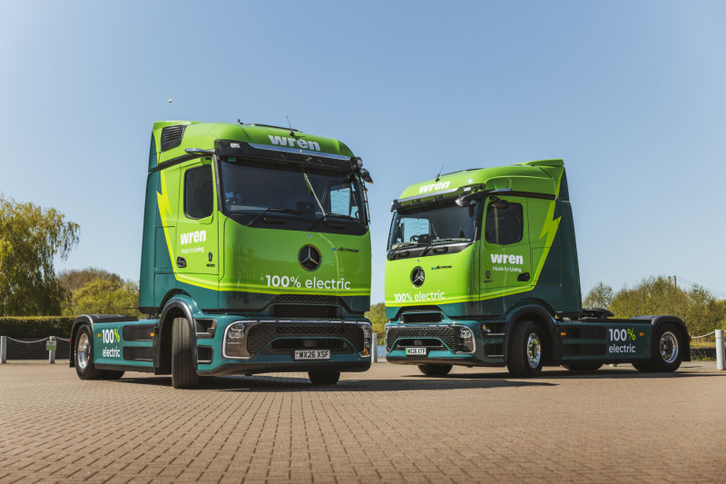 Wren Kitchens takes a major step towards decarbonising logistics with Mercedes-Benz Trucks from Rygor